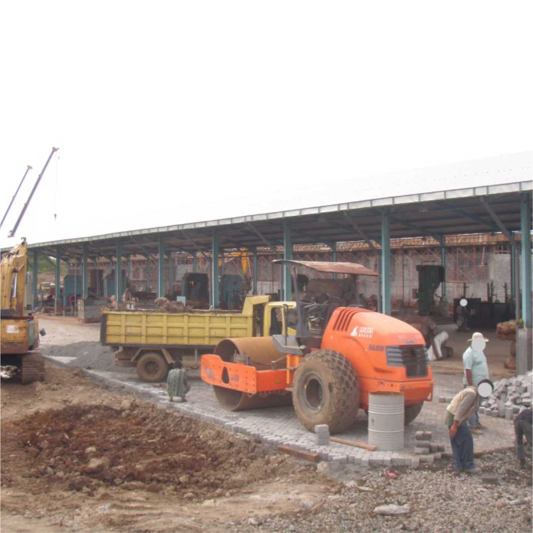 Perkerasan jalan media paving PT Maitland-Smith Indonesia